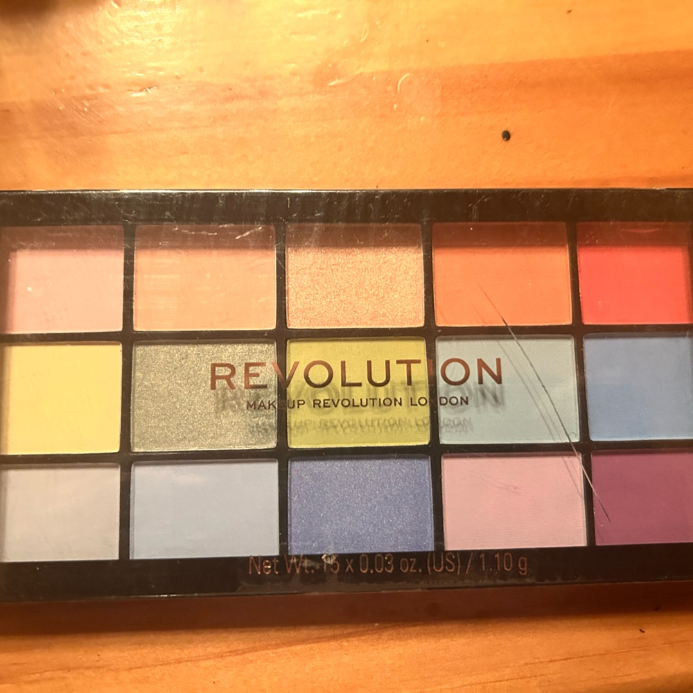 Makeup Revolution Women Makeup Bright Color Eyeshadow Palette Multicolor sku257